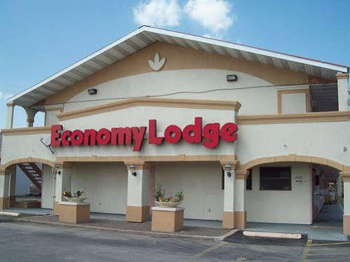 Economy Lodge Texas City Refinery מראה חיצוני תמונה