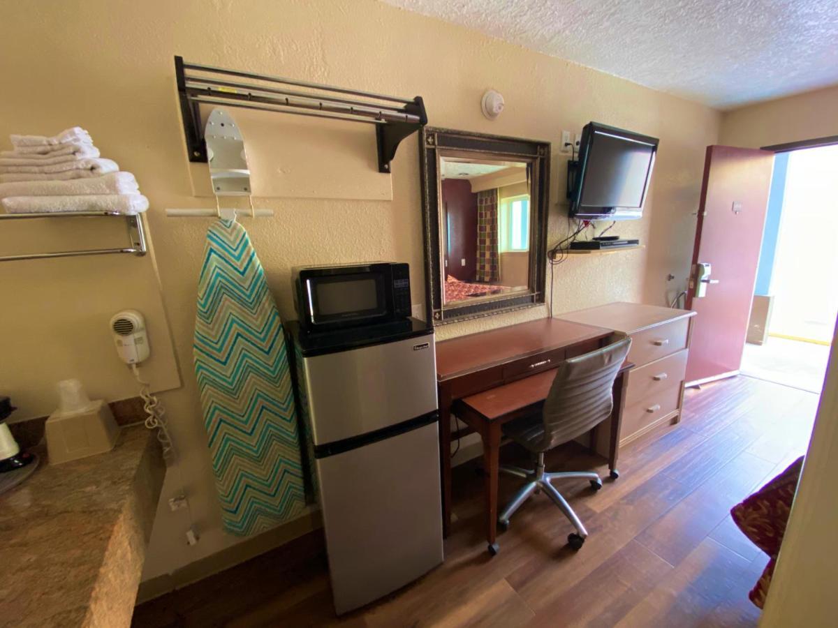 Economy Lodge Texas City Refinery מראה חיצוני תמונה