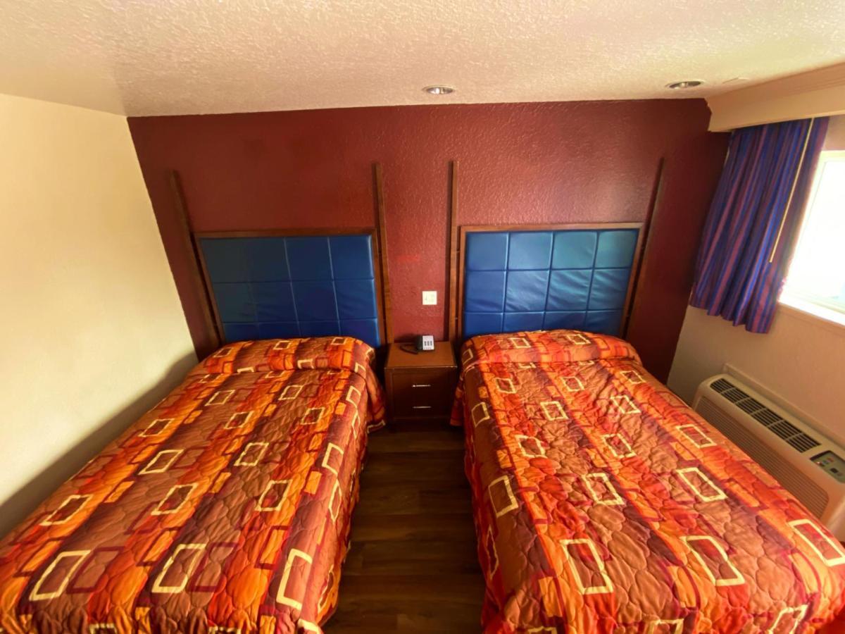 Economy Lodge Texas City Refinery מראה חיצוני תמונה