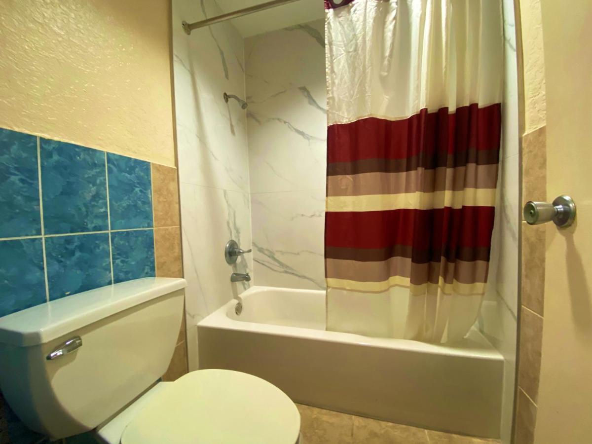 Economy Lodge Texas City Refinery מראה חיצוני תמונה
